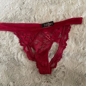 Victoria's Secret Red Lace Panties Open Back Peek A Boo Valentine’s Day Medium